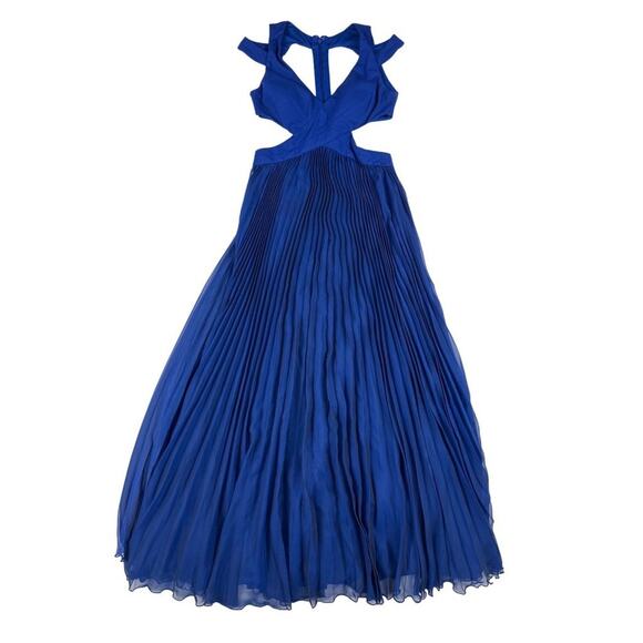 Mignon - Window Back Gown in Royal Blue - Picture 1 of 6